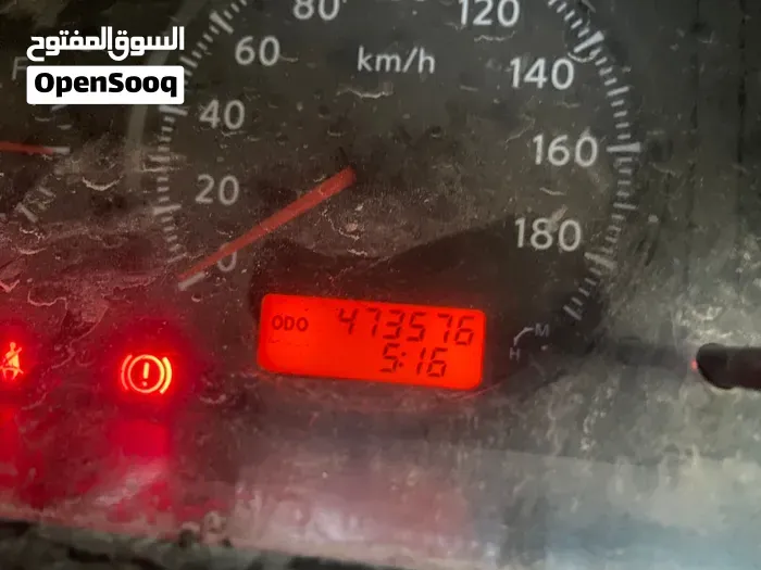 Nissan Urvan 2011 photo 4