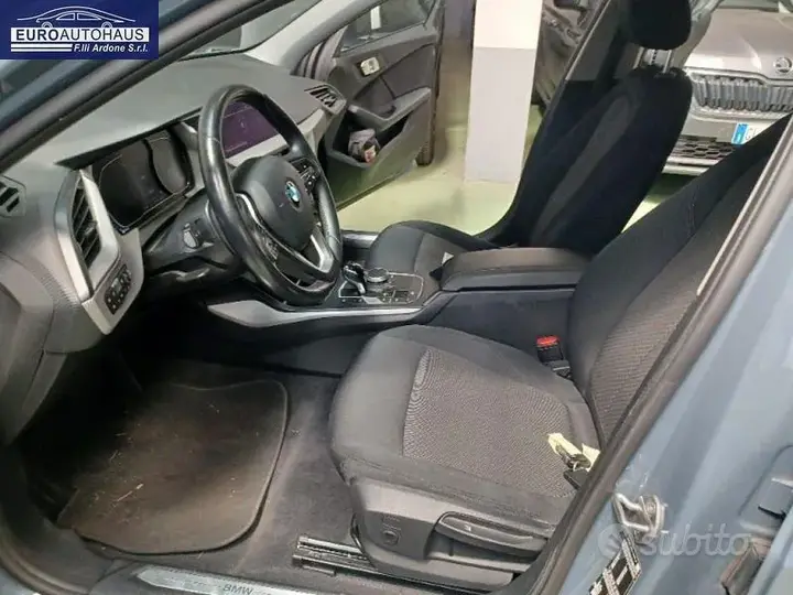 BMW 1 Series 2021 photo 3