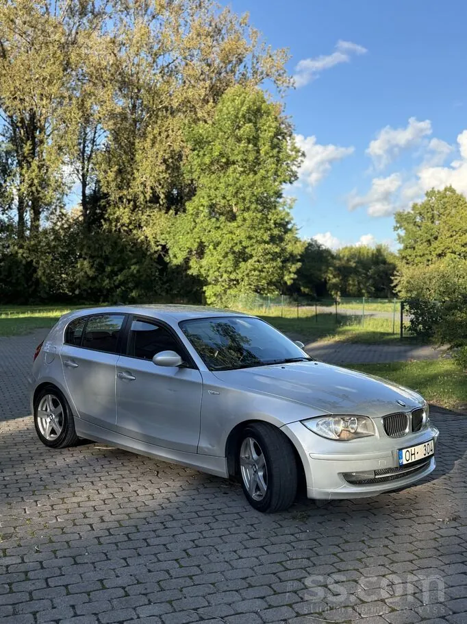 BMW 116I 2009 photo 5