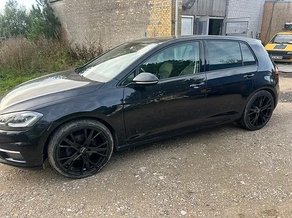 Volkswagen Golf Vii 2019 photo 2
