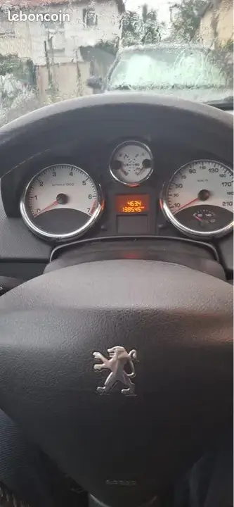Peugeot 207 2008 photo 3