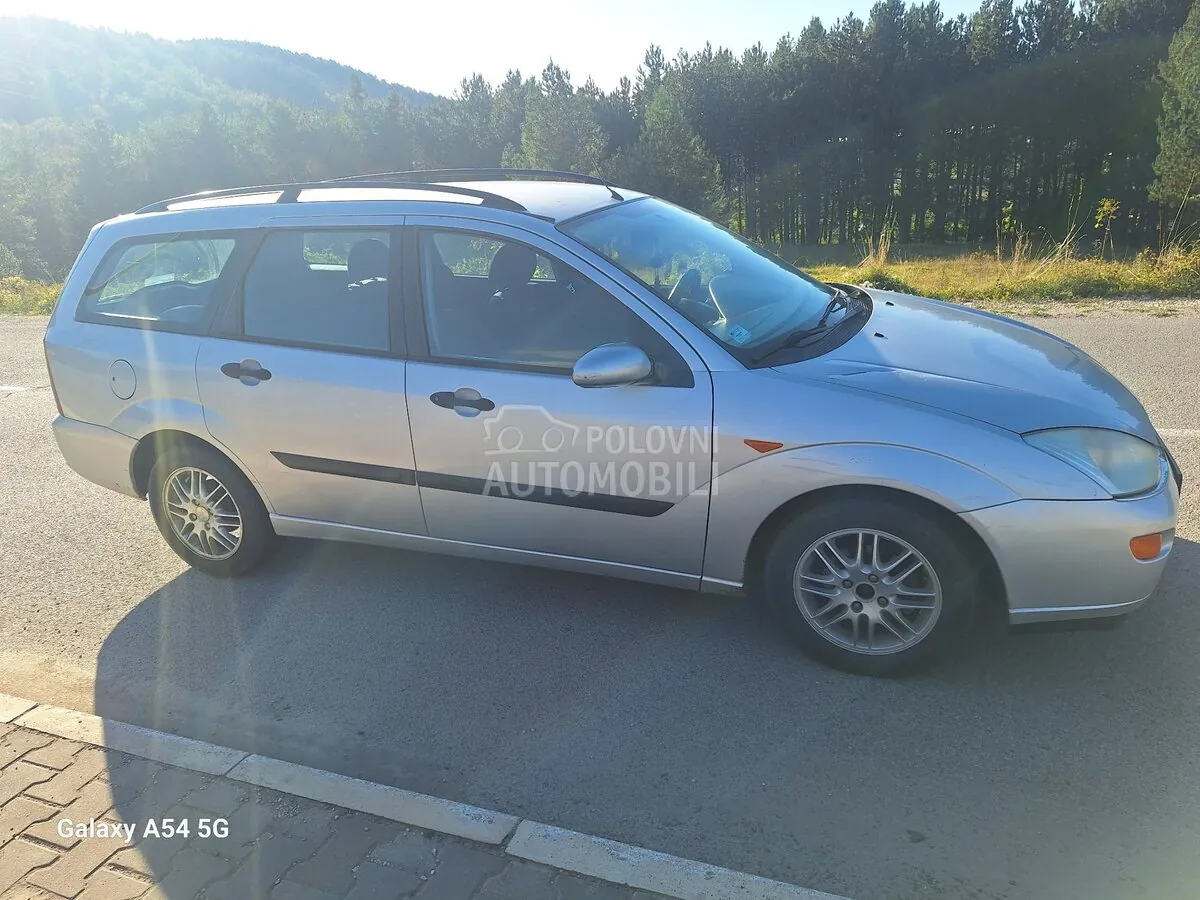 Ford Focus 2001 photo 4