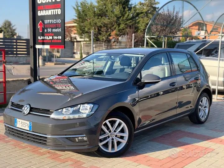 Volkswagen Golf 2018 photo 2