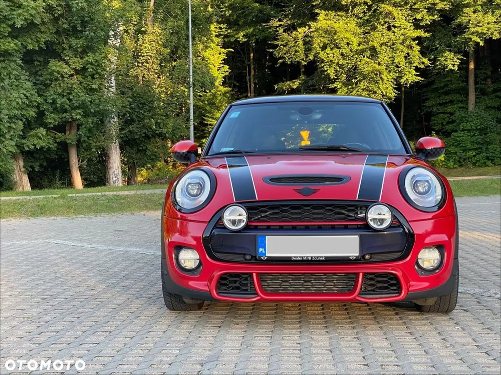 Mini John Cooper Works 2016 photo 2