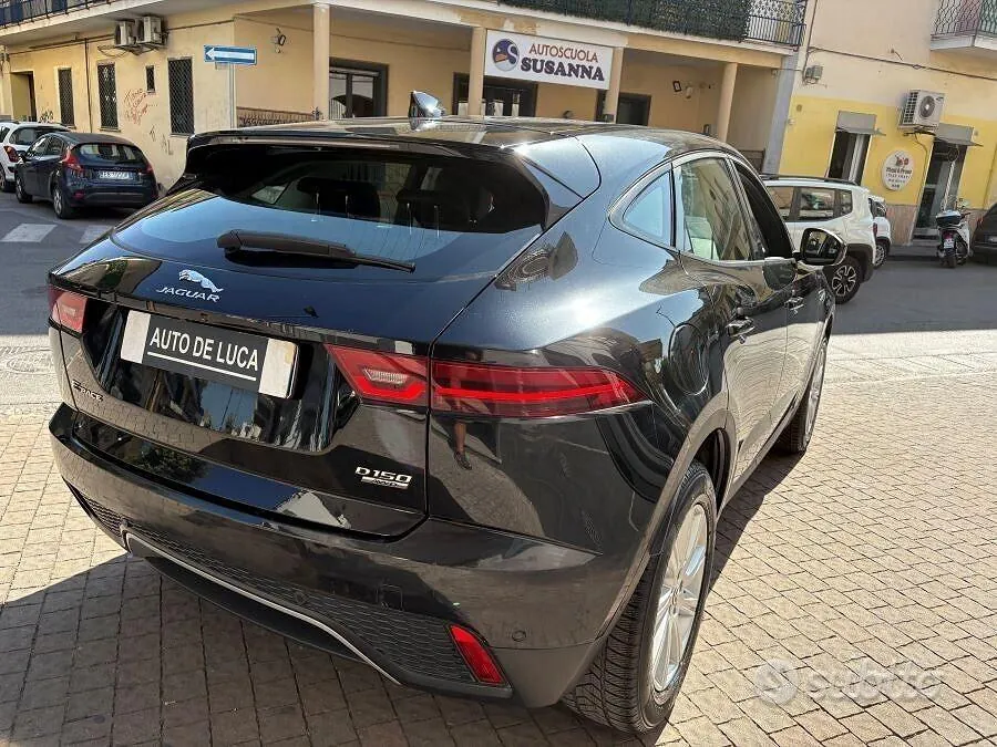 Jaguar E-Pace 2019 photo 5