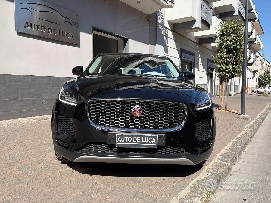 Jaguar E-Pace 2019 photo 3