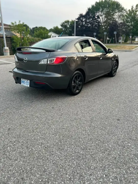 Mazda 3 2010 photo 4