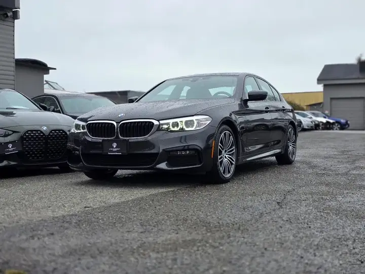 BMW 5 Series 2020 photo 2