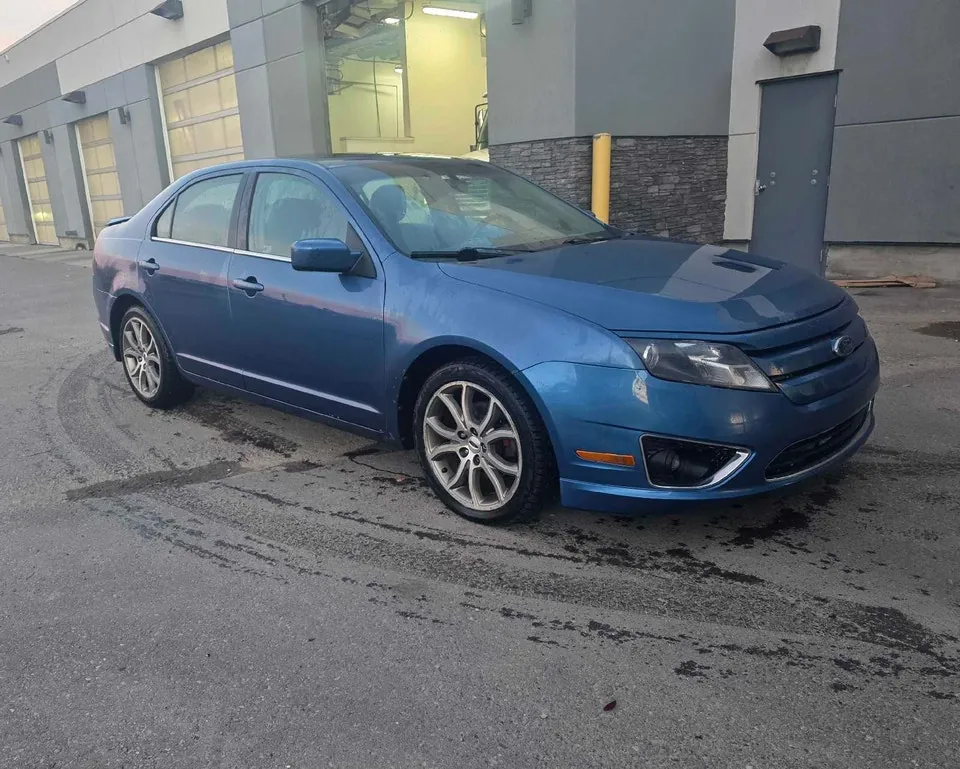 Ford Fusion 2010 photo 2