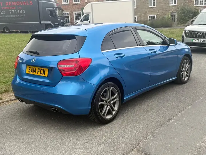 Mercedes-Benz A-Class 2014 photo 3