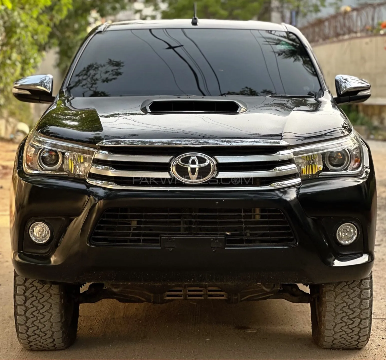 Toyota Hilux