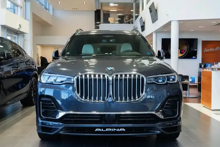 BMW X7 2021 photo 2