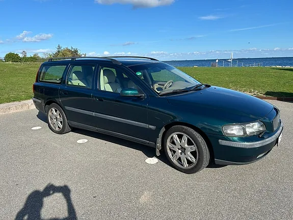 Volvo V70 2003 photo 2
