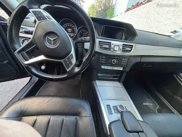 Mercedes-Benz E-Class 2016 photo 3