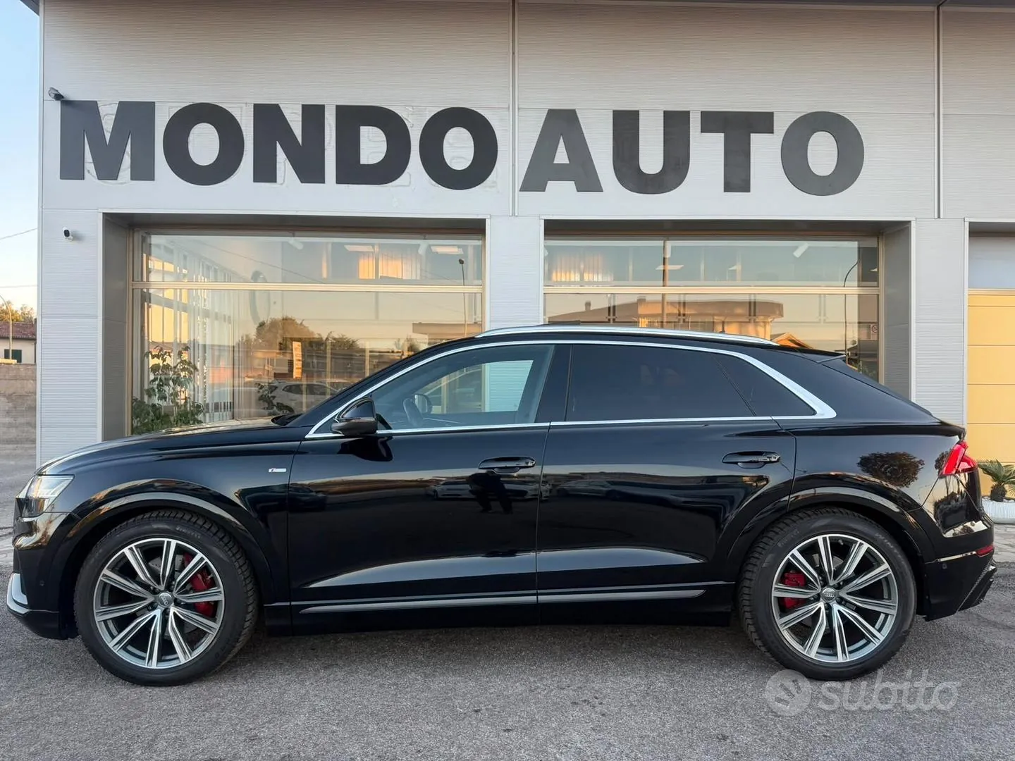 Audi Q8 2018 photo 2