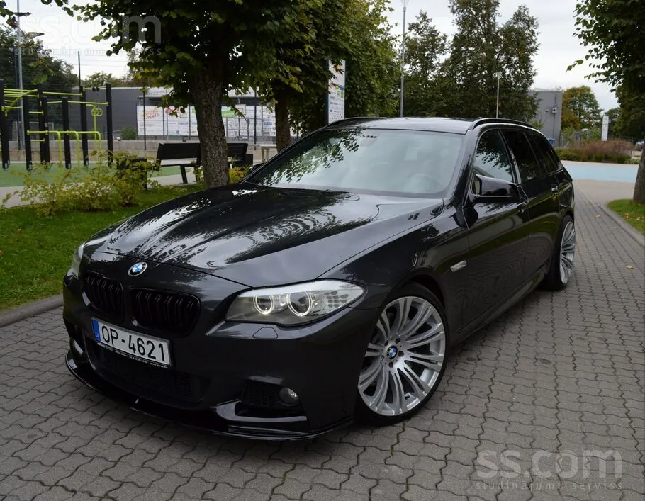 BMW 525 2011 photo 2