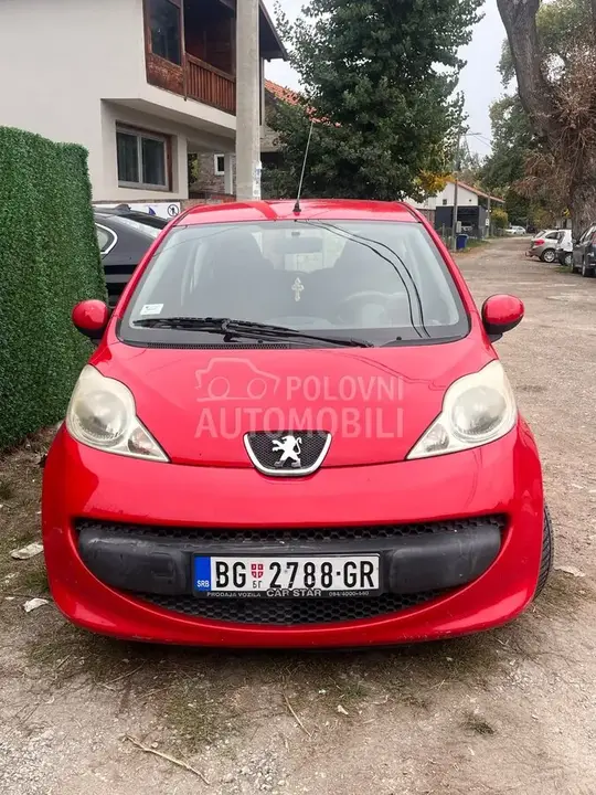 Peugeot 107 2006 photo 2