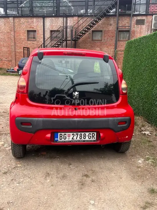 Peugeot 107 2006 photo 3