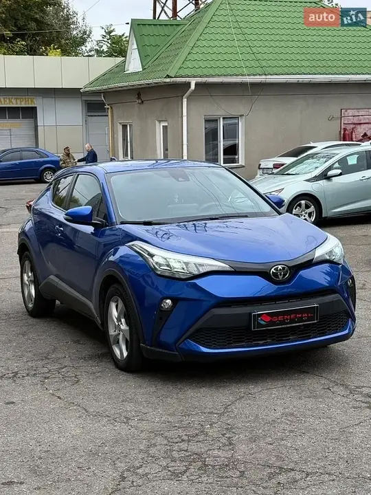 Toyota C-Hr 2020 photo 3