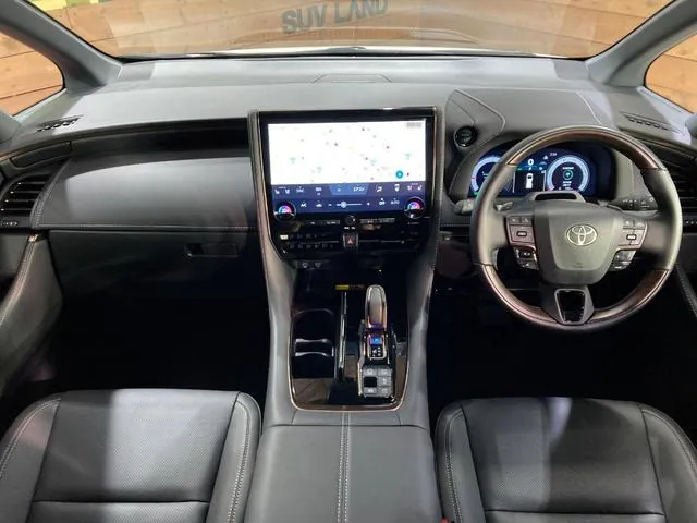 Toyota Alphard Hybrid Z 2025 photo 2