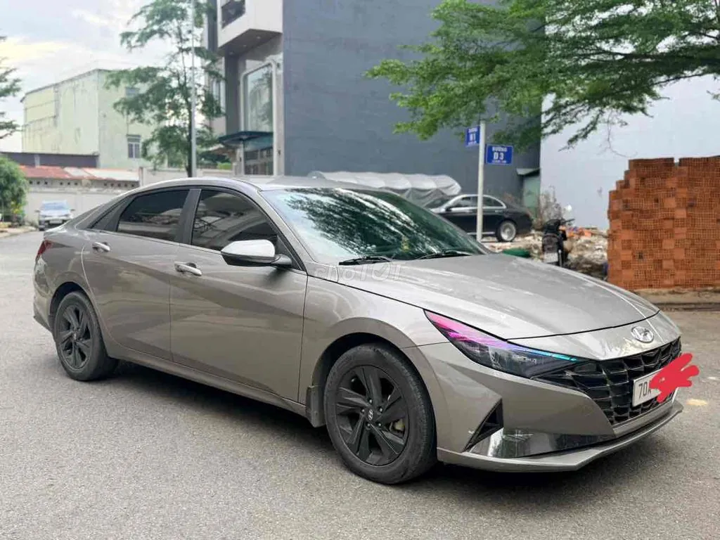 Hyundai Elantra 2022 photo 2