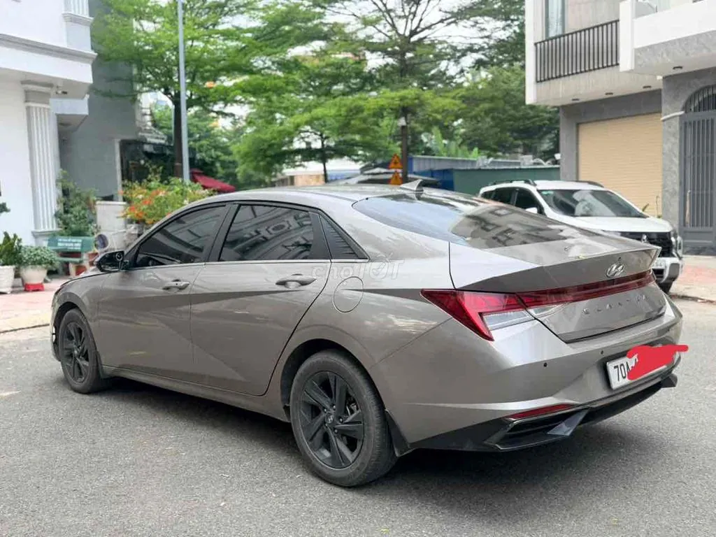 Hyundai Elantra 2022 photo 4
