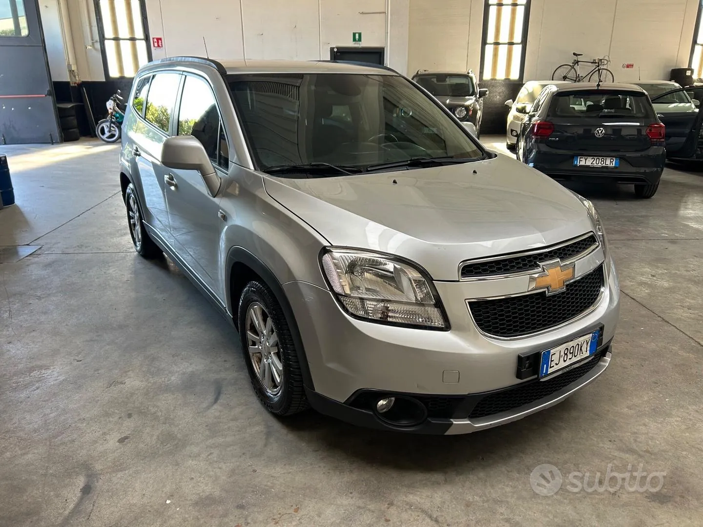 Chevrolet Orlando 2011 photo 2