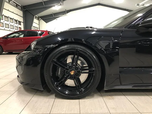 Porsche Taycan Turbo 2020 photo 5
