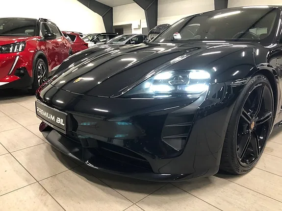 Porsche Taycan Turbo 2020 photo 4