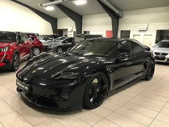 Porsche Taycan Turbo