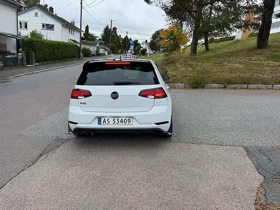 Volkswagen Golf Vii 2018 photo 2
