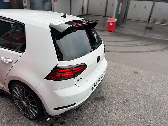 Volkswagen Golf Vii 2018 photo 3