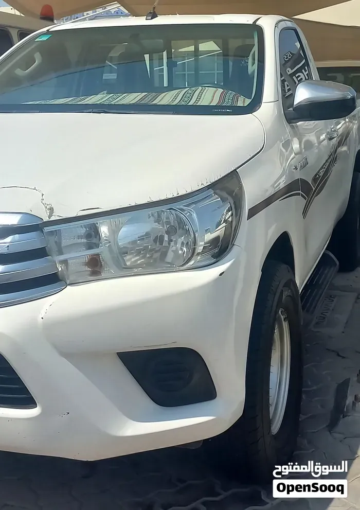 Toyota Hilux 2020 photo 2