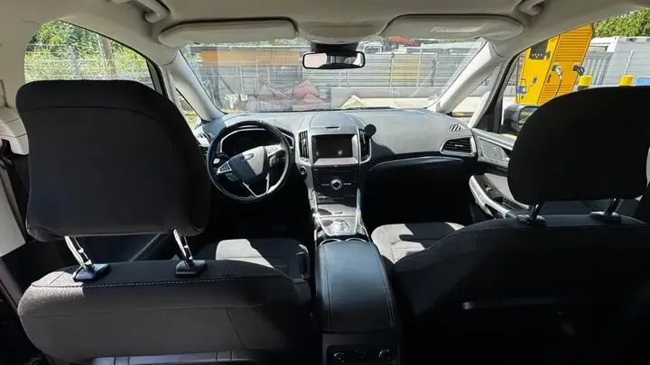 Ford Galaxy 2021 photo 3