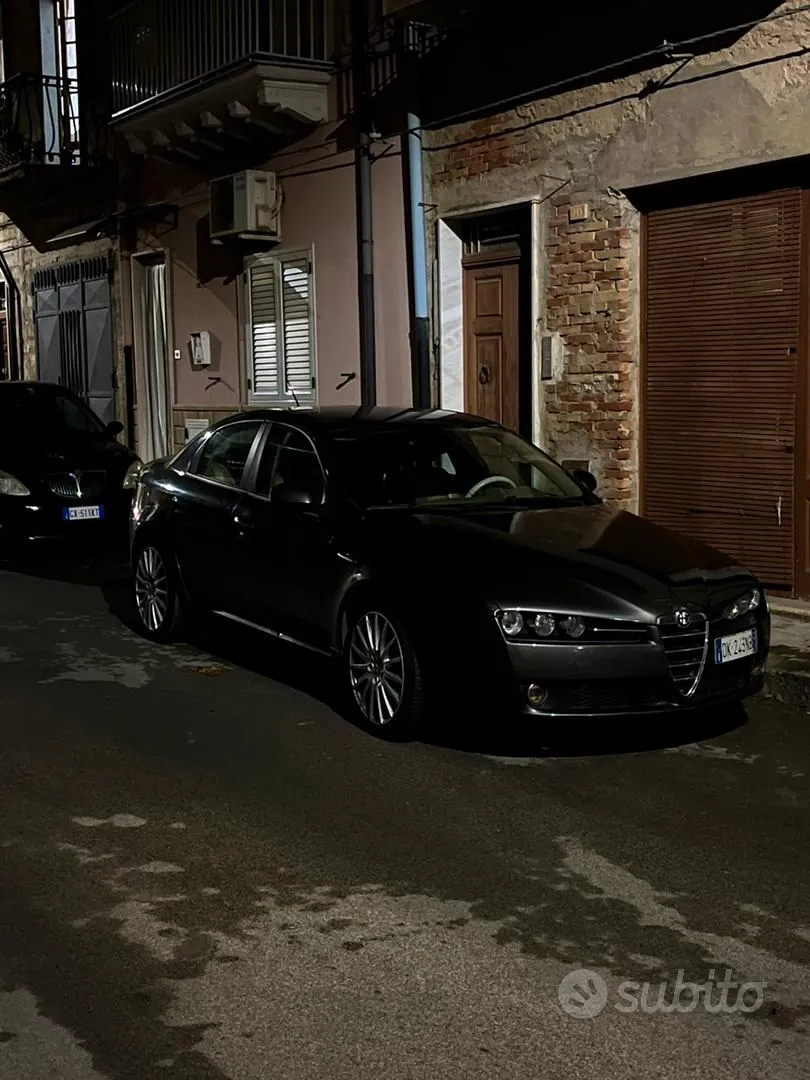 Alfa Romeo 159