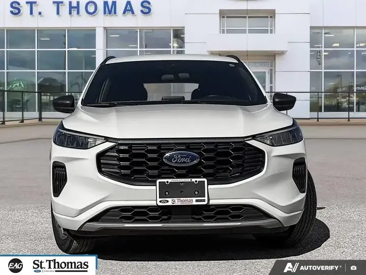 Ford Escape 2024 photo 2