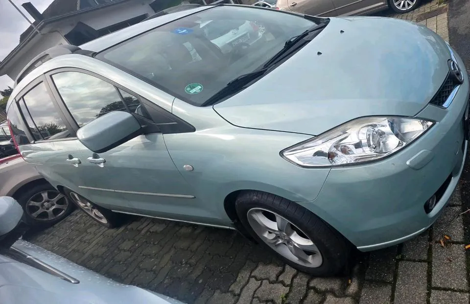 Mazda 5