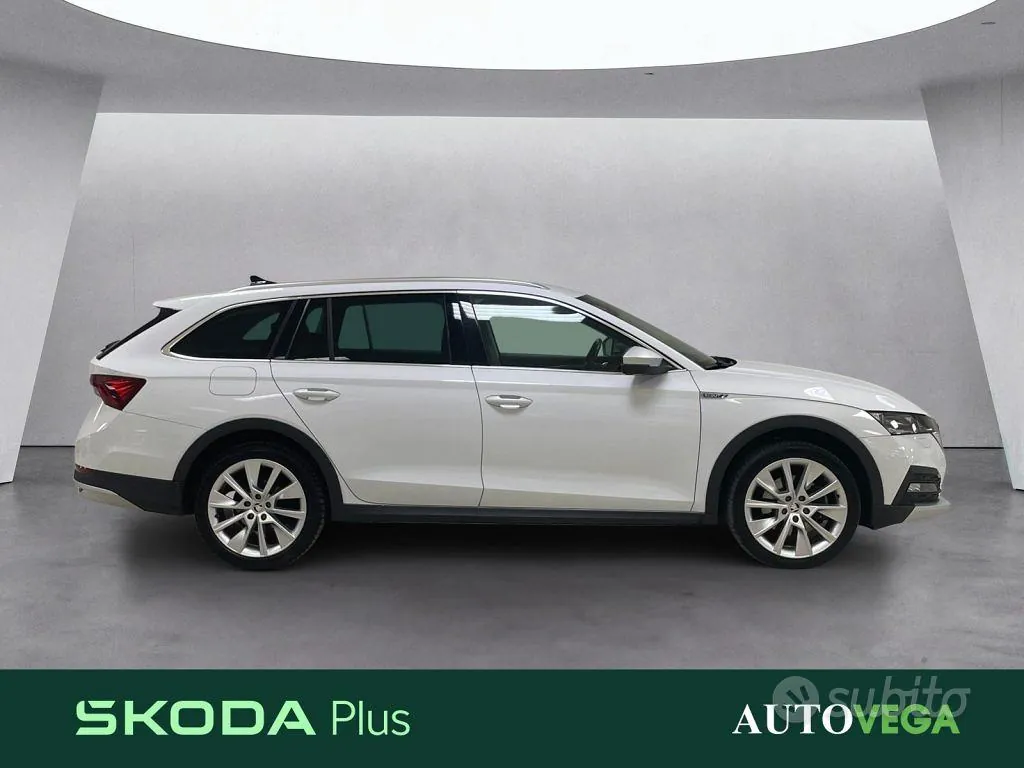 Skoda Octavia 2023 photo 3