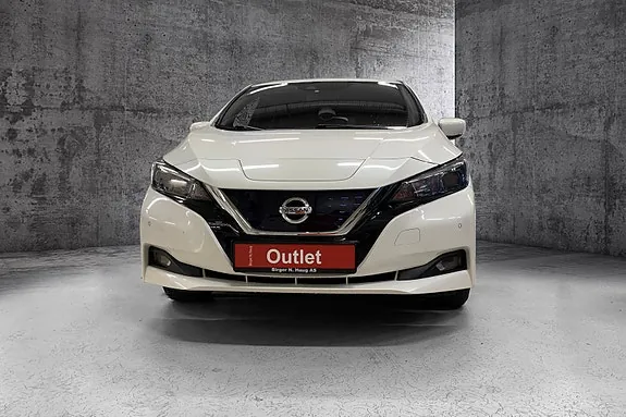 Nissan Leaf 2021 photo 2