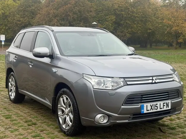 Mitsubishi Outlander 2015 photo 5