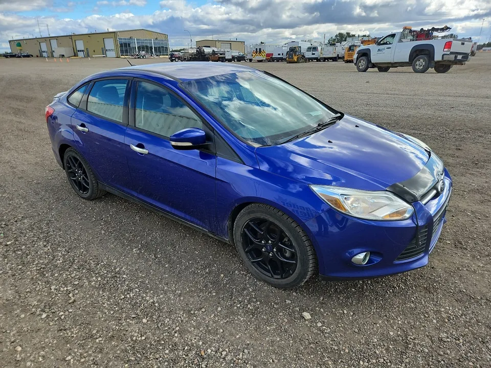 Ford Focus 2013 photo 2
