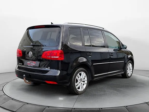 Volkswagen Touran 2014 photo 5
