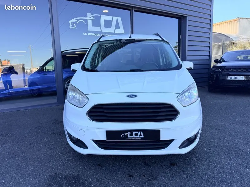 Ford Tourneo Courier 2018 photo 2