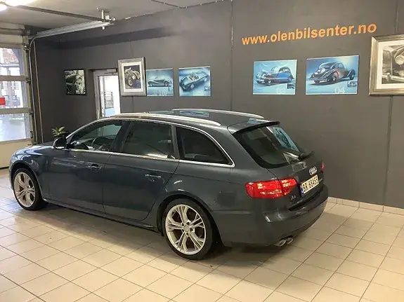 Audi A4 2009 photo 2