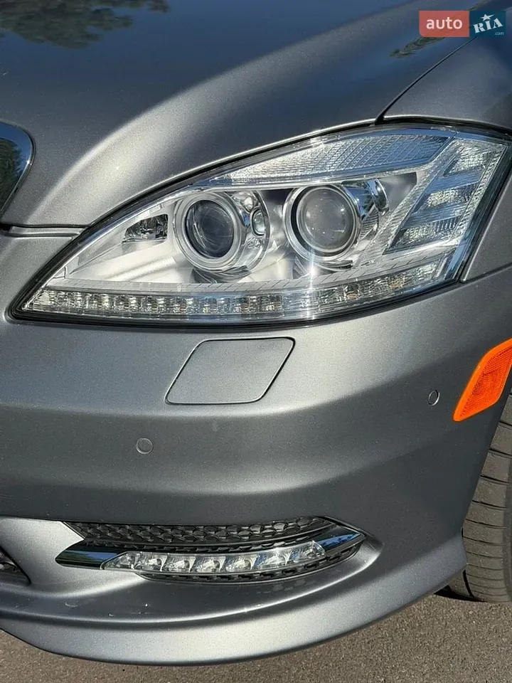 Mercedes-Benz S-Class 2012 photo 4