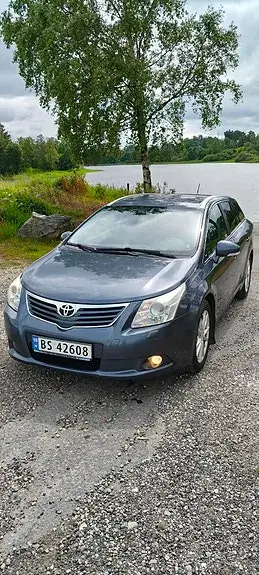 Toyota Avensis 2011 photo 4