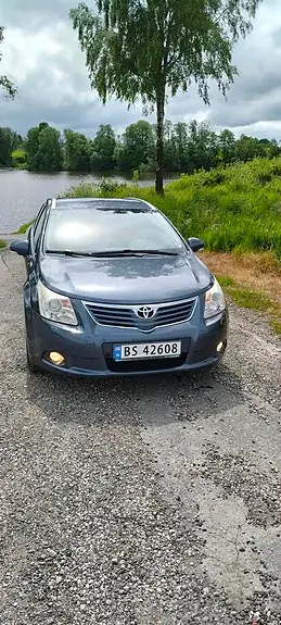 Toyota Avensis 2011 photo 3