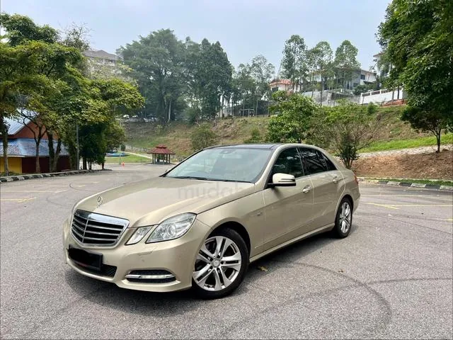 Mercedes-Benz E300