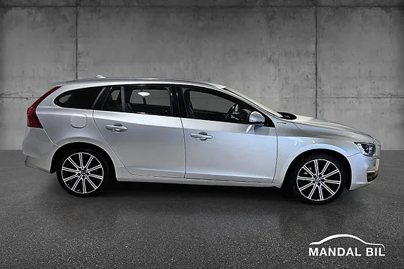 Volvo V60 2017 photo 4