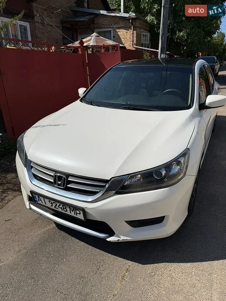 Honda Accord 2013 photo 2